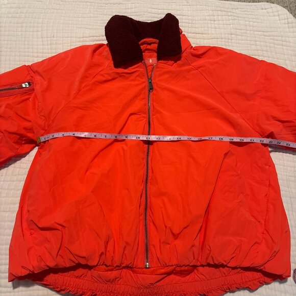 NWT PenfieldPrimaloft x free peopleBomber Jacket Cherry Tomato Red Sherpa Collar - Picture 10 of 16